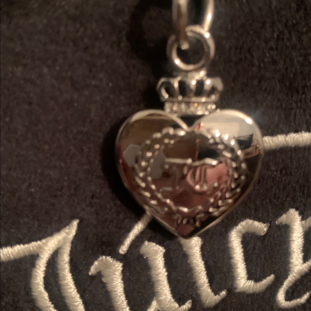 🔥🔥🆕 - Juicy Couture Black Velvet Backpack W/ Pink Bow & Crown Charm - Picture 12 of 12